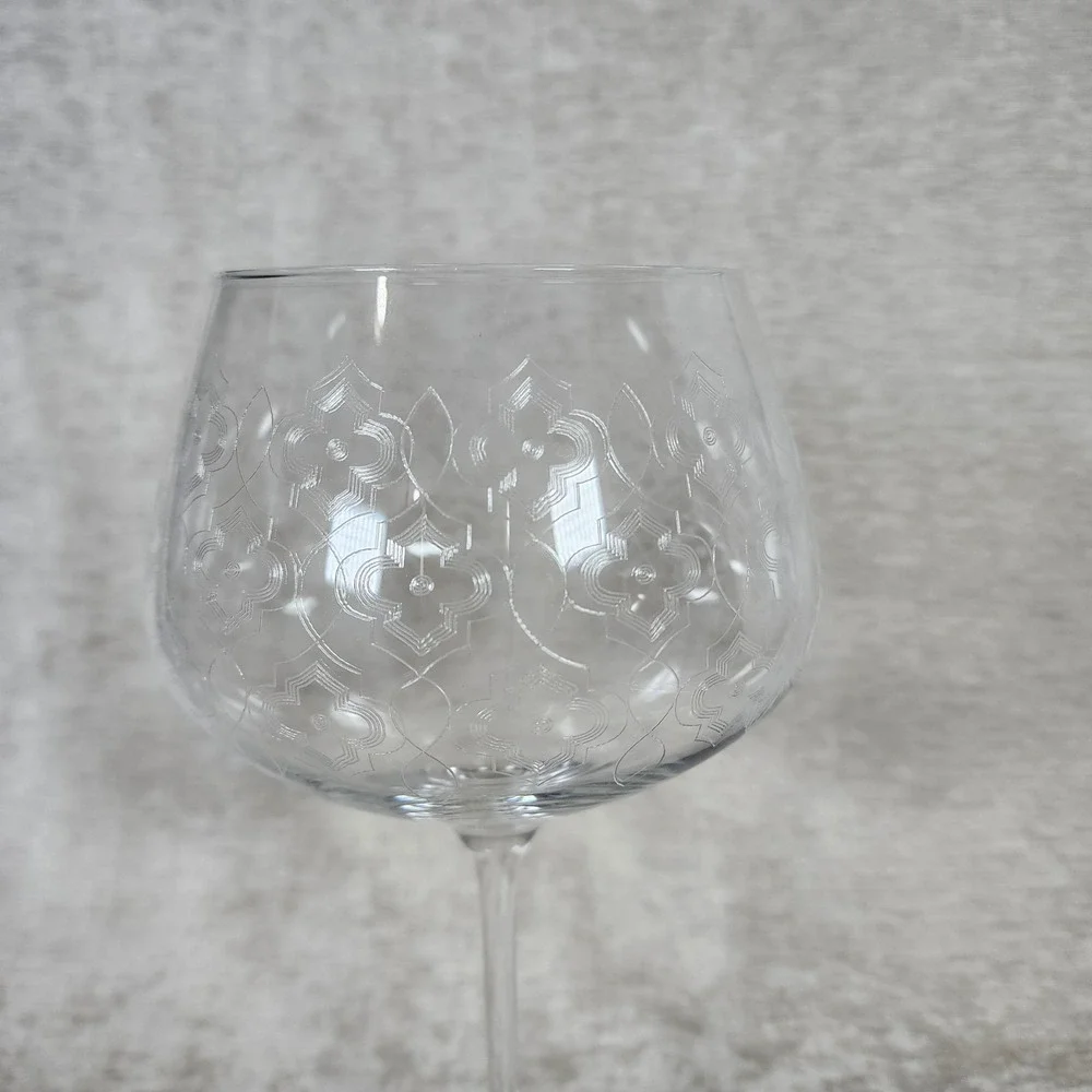 Pier 1 Delicately Etched Balloon Wine Glass Thin Stem